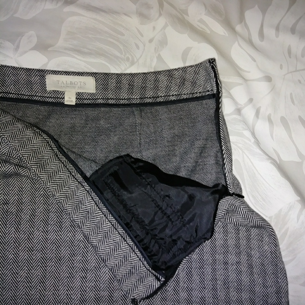 Talbots ❤ ❤ - Picture 4 of 8